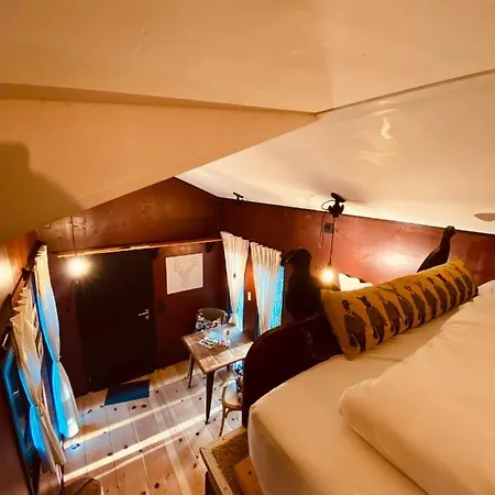 Tiny House Bigge Im Pier9 Tiny House Apart Otel