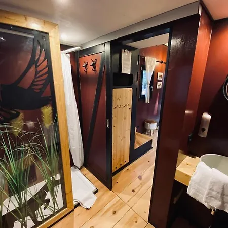 Tiny House Bigge Im Pier9 Tiny House