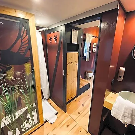 Apart Otel Tiny House Bigge Im Pier9 Tiny House
